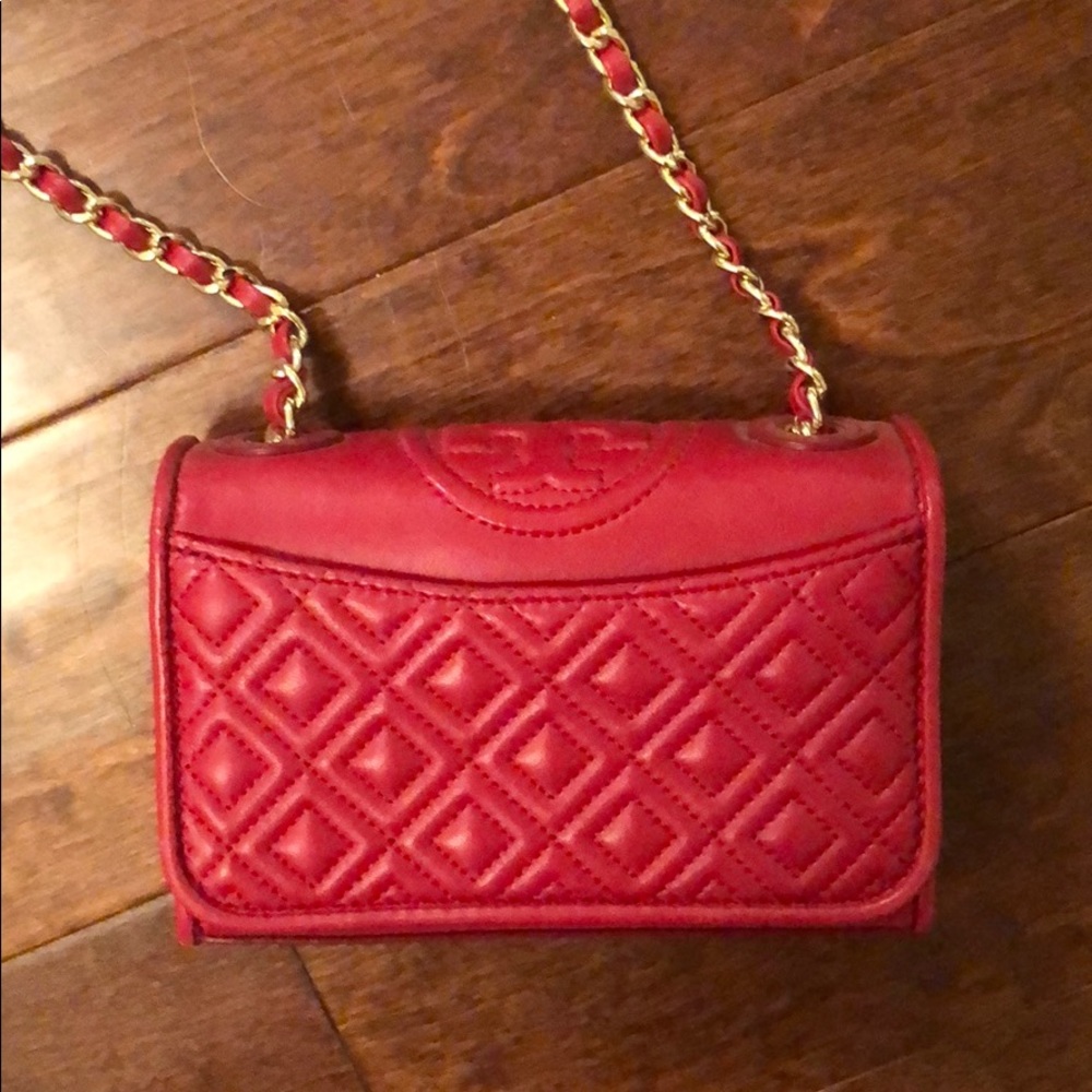 Red Tory Burch cross body purse